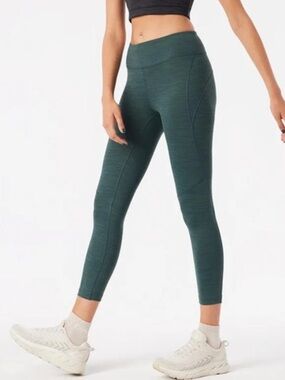Outdoor Voices Tech Sweat Green Nylon Cropped Athletic Leggings Gorpcore Size M